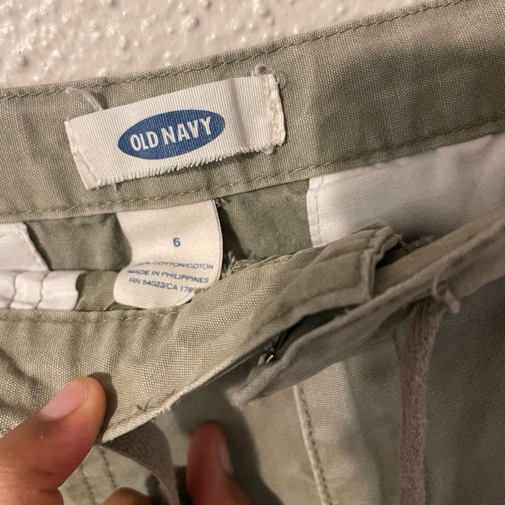 Women size 6 Casual Olive Pants - Picture 3 of 3
